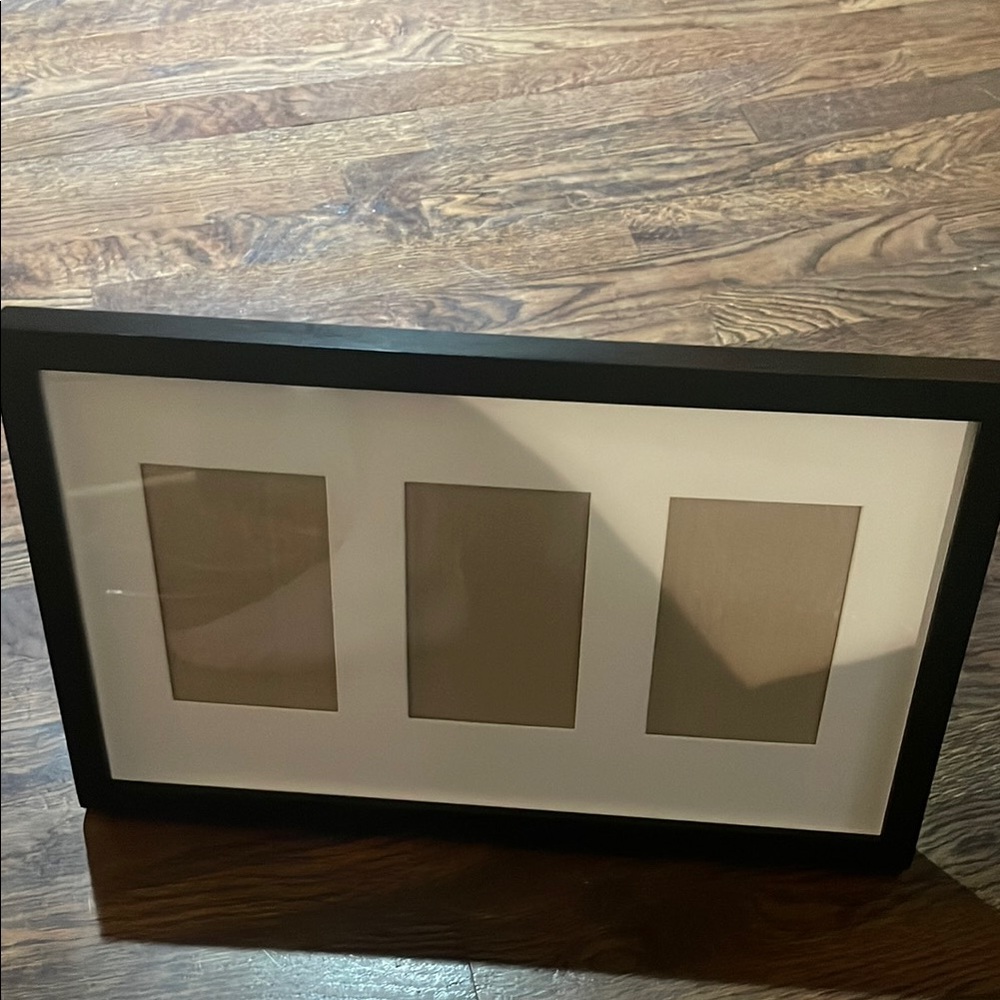 Pottery Barn Black Wood Gallery Frame Three 4x6 Openings